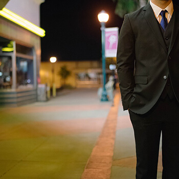 Zdrowe tkaniny w stylu japandi: Jak naturalne materiały wpływają na harmonię wnętrza